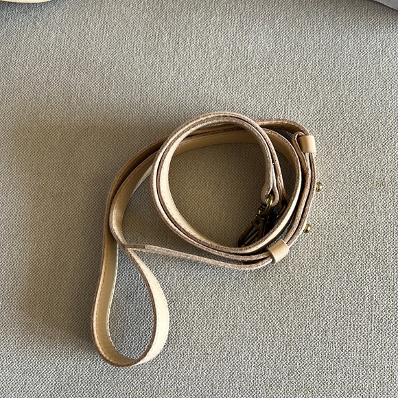 Madewell The Piazza Crossbody Bag in Buttered Scone - Picture 10 of 10